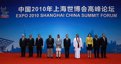Premier chino-secretario general-ONU-asiste-Foro de Cumbre-Expo-China-Shanghai-Wen-Ban 1