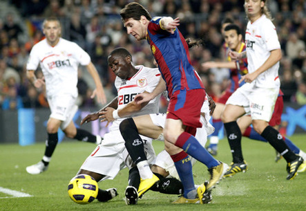 El Barça, con 5 goles, derrota a Sevilla 