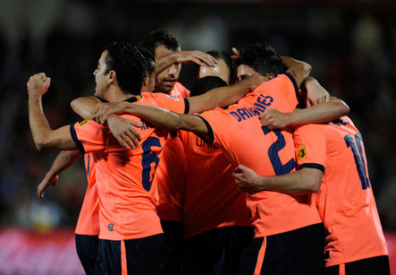 La Liga española: el Barça derrota al Getafe con 3-1, Villa y Messi tiran los goles