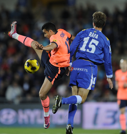 La Liga española: el Barça derrota al Getafe con 3-1, Villa y Messi tiran los goles