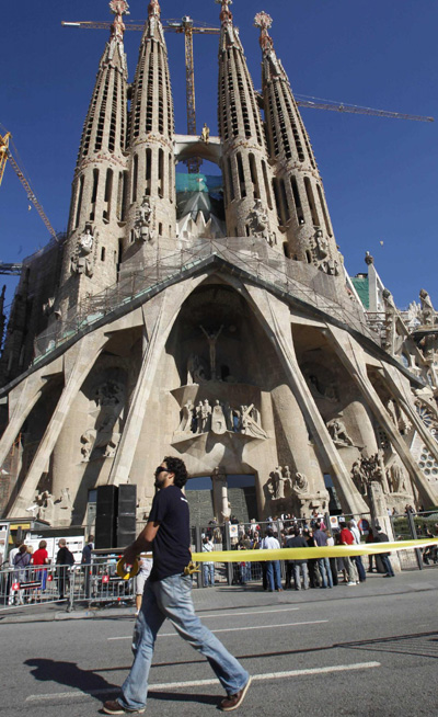 La Sagrada Familia de Barcelona ya está abierta al culto
