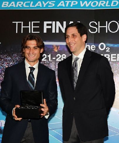 Los tenistas guapos en la rueda de ATP, Nadal y Federer llevaban buen humor