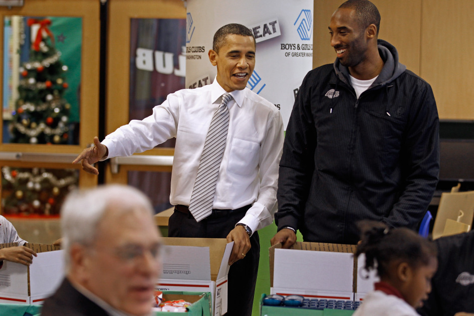 Obama se entrevista con L.A. Lakers