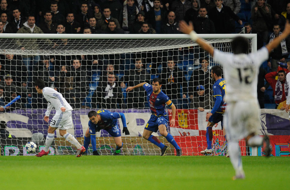 El Real Madrid golea al mal rollo, derrota al Levante con 8-0