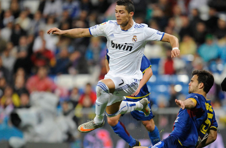 El Real Madrid golea al mal rollo, derrota al Levante con 8-0