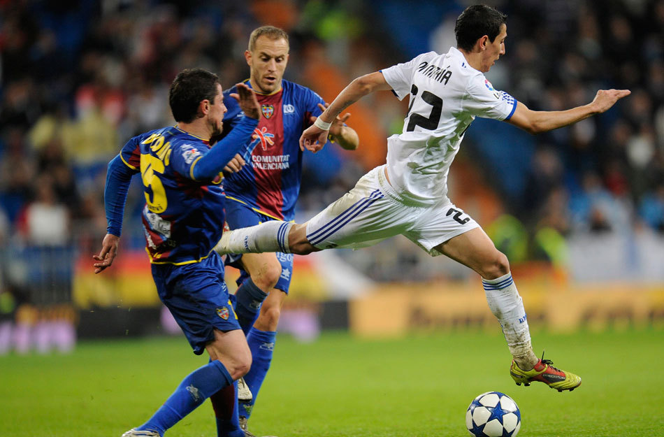 El Real Madrid golea al mal rollo, derrota al Levante con 8-0