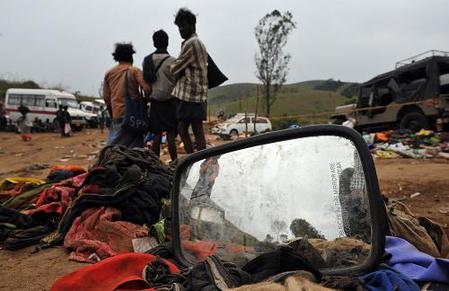 Cifra de muertos por estampida en templo en sur de India se eleva a 109