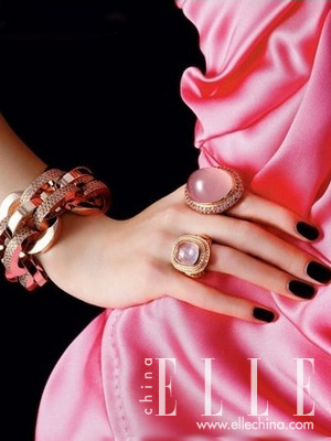 mujer china vista desde el extranjero 11