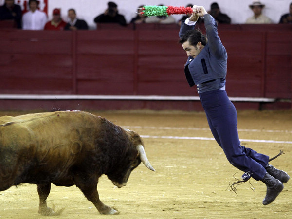 toro-Toreros-españoles-Ecuador-El Fandi