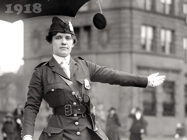 Las mujeres policías de distintos países más guapas del mundo