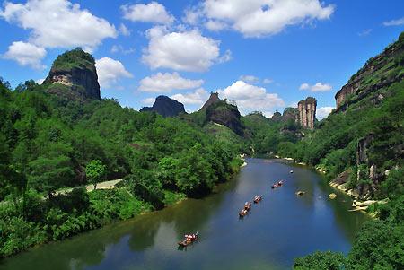 La primavera en China, perfecta para subirse por las montañas 2