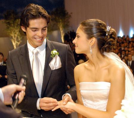 Kaká, hija, Isabella, parto, fútbol, clásico, Madrid - Barcelona 3