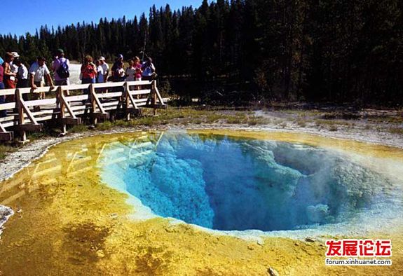 Morning Glory pool, pozo de agua caliente que puede cambiar colores