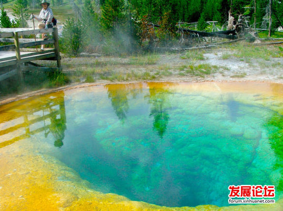 Morning Glory pool, pozo de agua caliente que puede cambiar colores