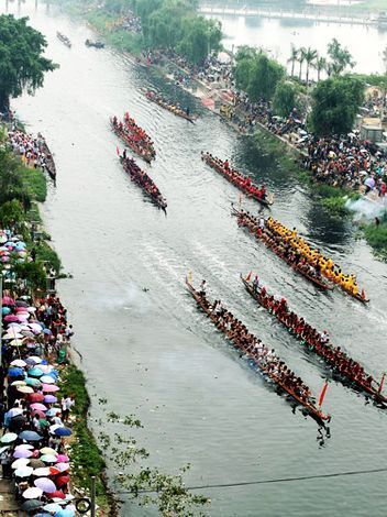 barcos del Dragón,sequía,tradición