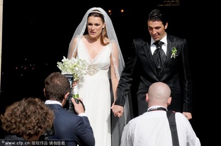 Se casa Buffon con la modelo checa Alena Seredova