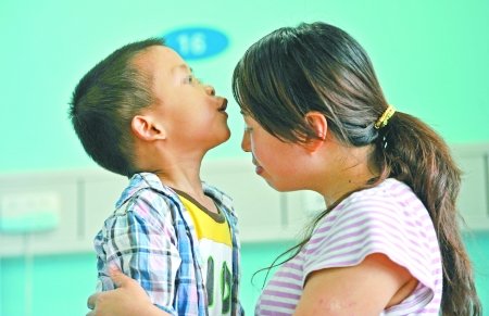 adoptar a un huérfano,Chongqing , adopción, sociedad, aborto