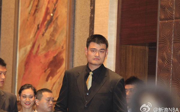 Yao Ming Estrella China De La Nba Dice Adióscn中国最