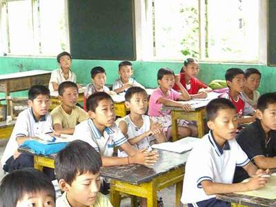 China destina 1.240 millones más a educación rural