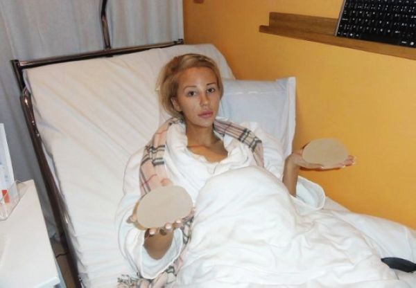 La Chica más sexy de Suecia ,Alexandra Nilsson,operaciones estéticas ,cuerpo desnudo ,Facebook, blogger, Kissie