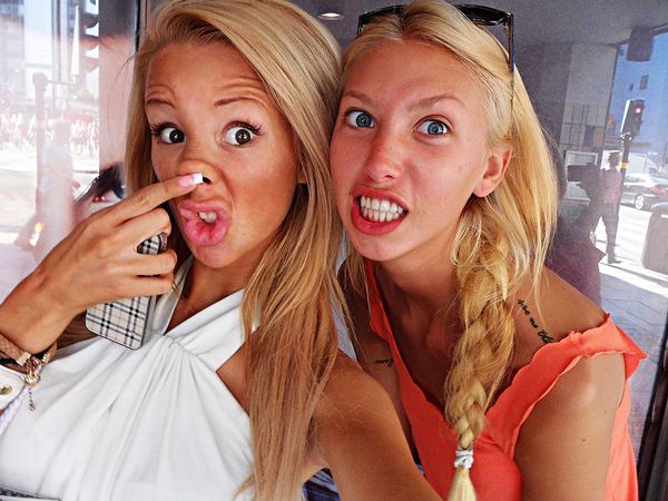 La Chica más sexy de Suecia ,Alexandra Nilsson,operaciones estéticas ,cuerpo desnudo ,Facebook, blogger, Kissie