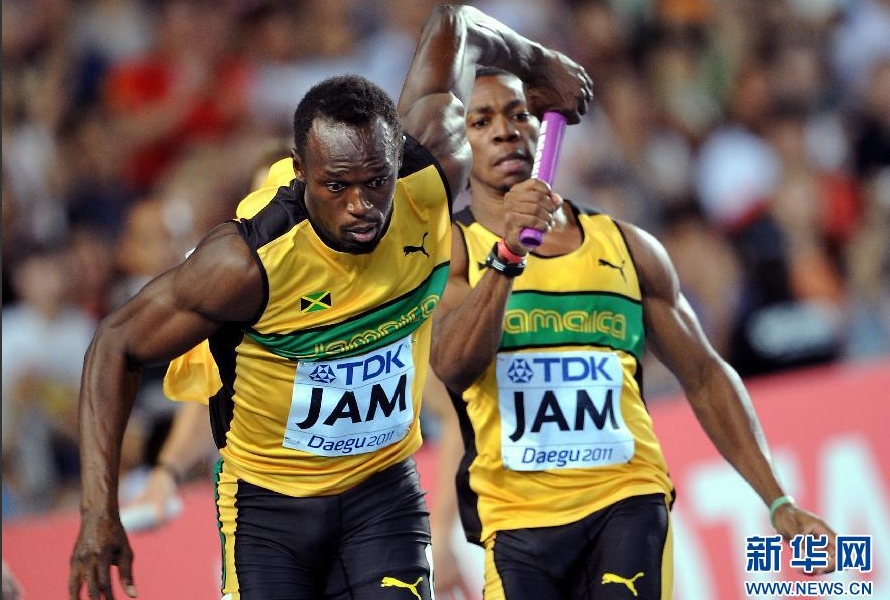 Usain Bolt-atletismo-deportes-relevos-mundiales-Daegu-relevos-record mundial 4