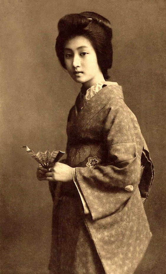 Fotos secretas de las mujeres ¨Geisha¨ en la Japón antigua