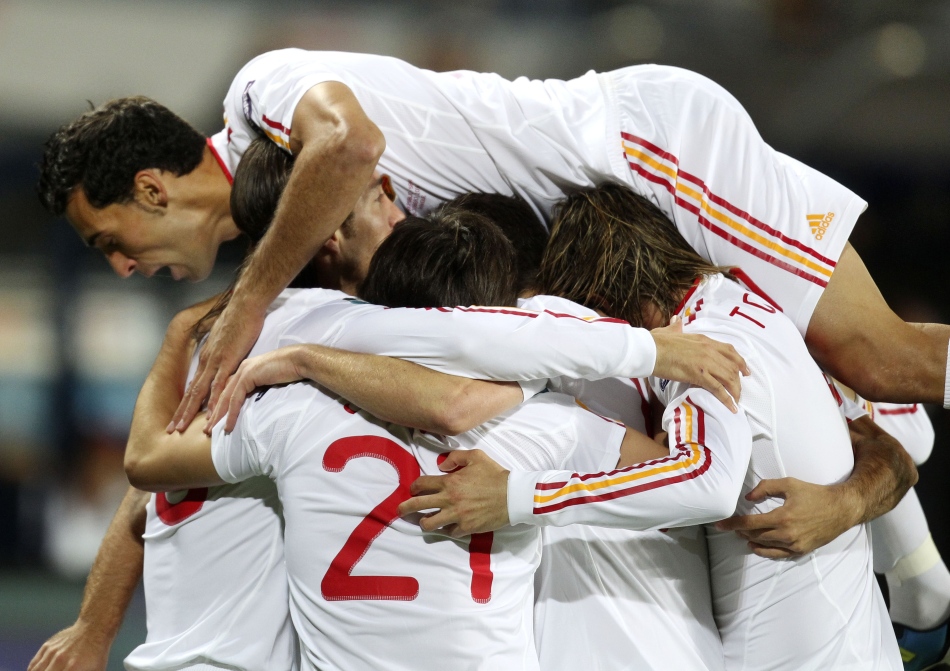 Clasificación Eurocopa 2012: Checa 0-2 España