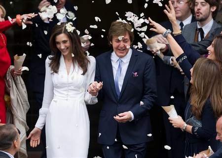 El ex Beatle Paul McCartney y Nancy Shevell se casan