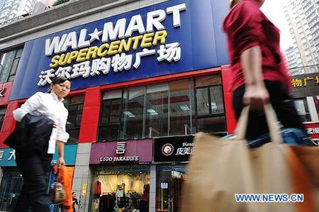 Cierran y multan 10 tiendas Wal-Mart en China por etiquetar falsamente cerdo