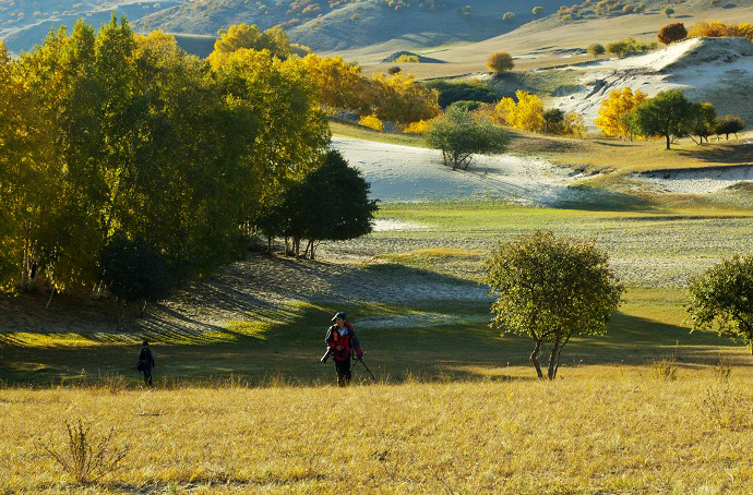 Paisaje bajo el sol otoñal de Wulanbutong 14