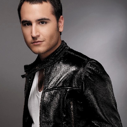 Las diez voces más encantadoras de los cantantes hispanohablantes-- Reik, Jesús Navarro