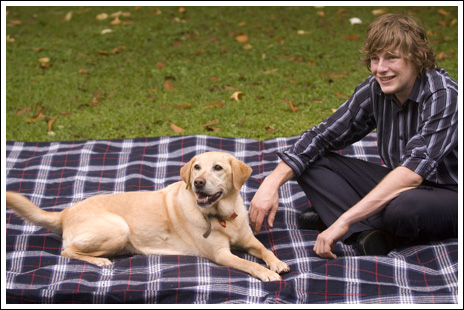 Hombre australiano se casa con su perro
