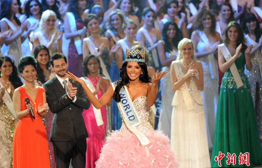 Miss Venezuela coronada Miss World 1