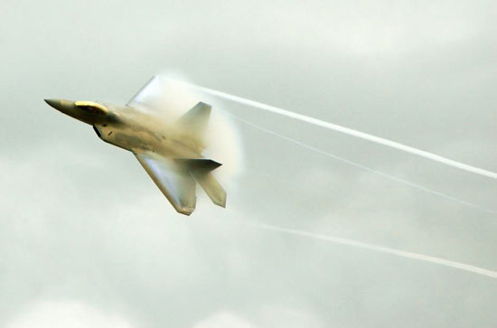 Momentos de aviones rompiendo barrera del sonido 8