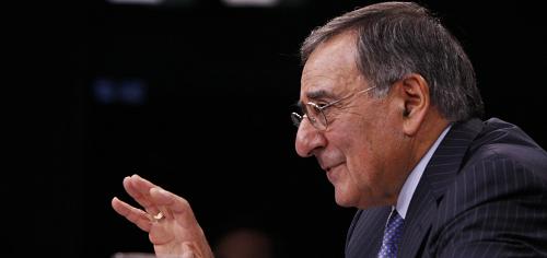 Panetta anuncia importantes recortes de personal en ejército de EEUU