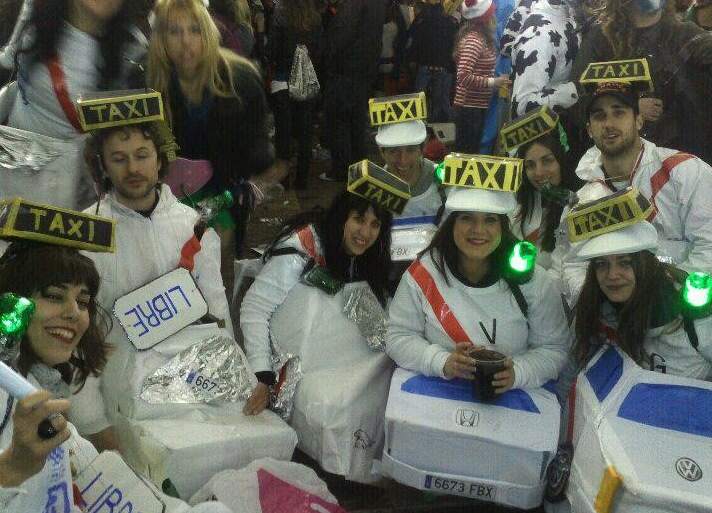 Los mejores imágenes del carnaval de disfraces de los internautas