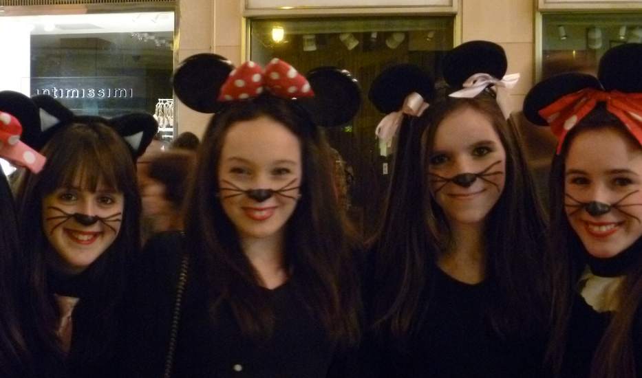 Los mejores imágenes del carnaval de disfraces de los internautas