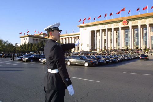  Beijing limita circulación de automóviles con placas foráneas durante próximas sesiones legislativas