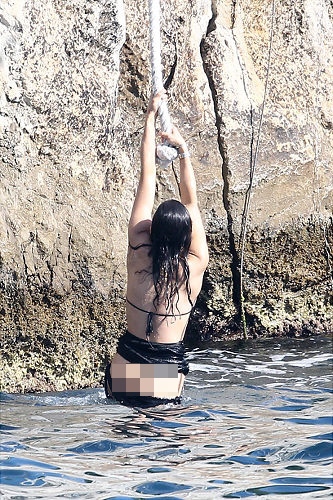 Fotografías escandalosas y feas de los famosos con bikini