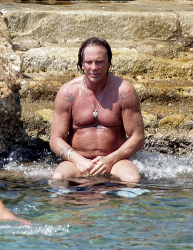 Fotografías escandalosas y feas de los famosos con bikini