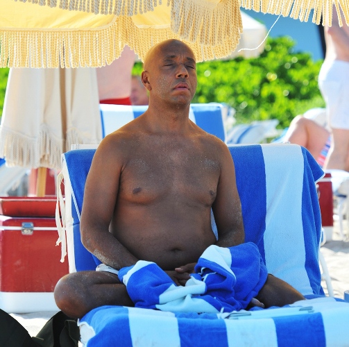 Fotografías escandalosas y feas de los famosos con bikini