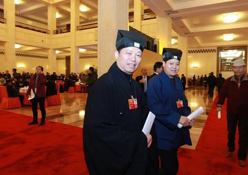 Los delegados se participan en la inauguración de la V Sesión del XI Comité Nacional de la CCPPCh