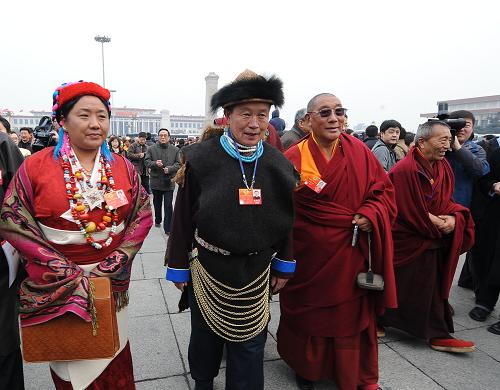 Los delegados se participan en la inauguración de la V Sesión del XI Comité Nacional de la CCPPCh