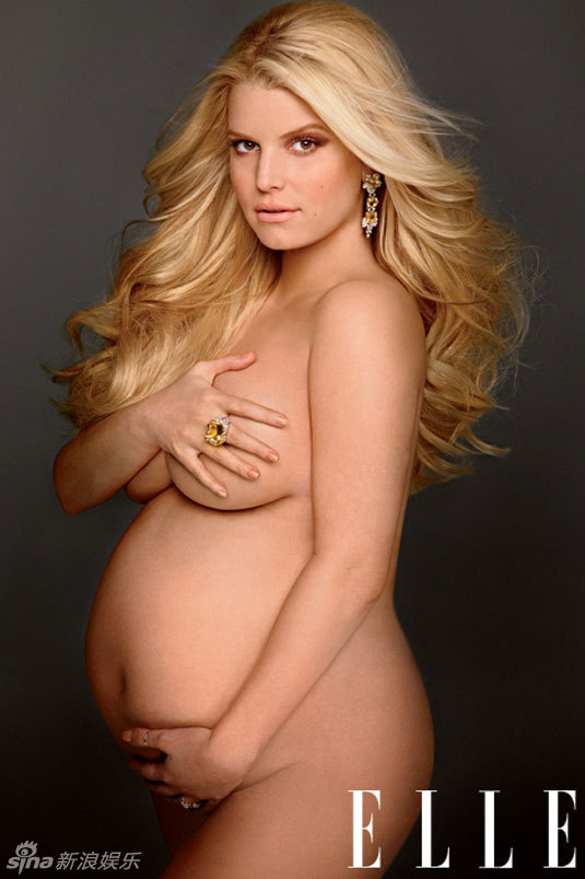 Jessica Simpson posa desnuda para ELLE 1