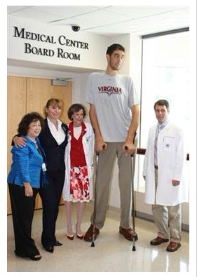 El hombre más alto del mundo, 2012, 
