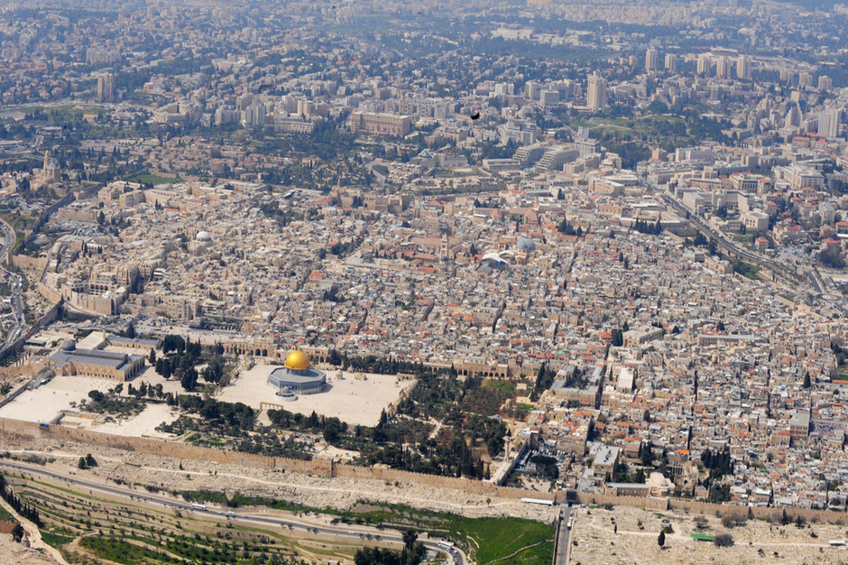 Jerusalén, ciudad sagrada mirada desde el cielo