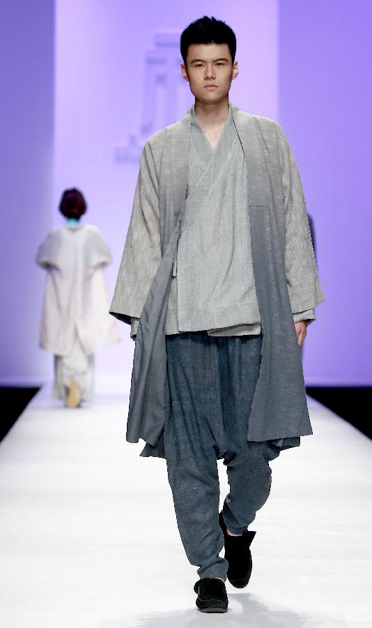 Semana de Moda de China – El estilo muy chino diseñado por Chu Yan y Zhang Jing