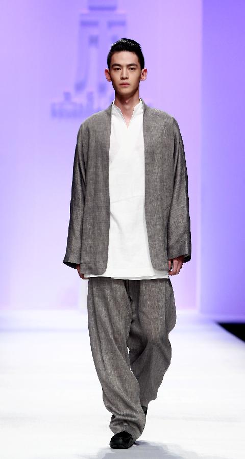 Semana de Moda de China – El estilo muy chino diseñado por Chu Yan y Zhang Jing