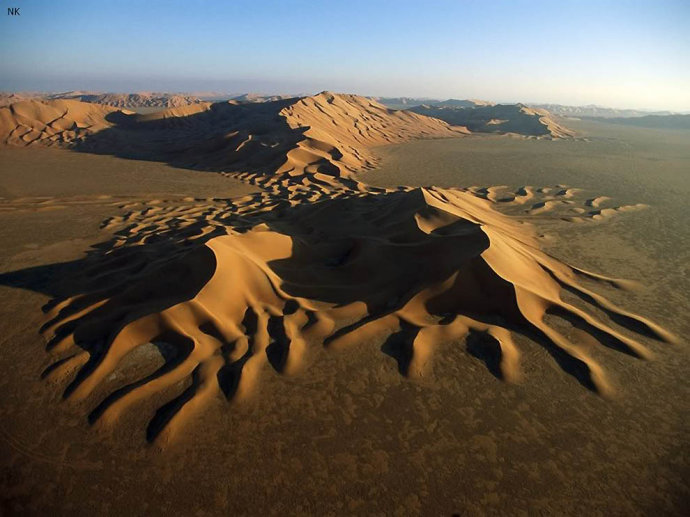 Paisajes encantadores de los desiertos 